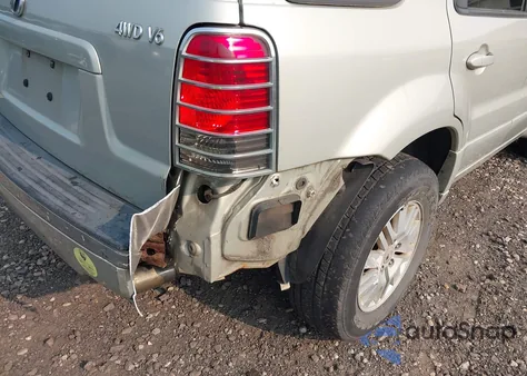 2005 Mercury Mariner Luxury/Premier from USA, damaged, VIN 4M2YU57105DJ32592